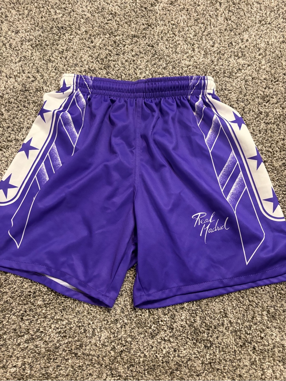 Youth Boys Real Madrid size Medium M soccer shorts Taguy Sport